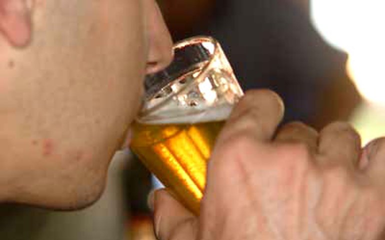 Lei proíbe consumo de bebidas alcoólicas em coletivos de Alagoas