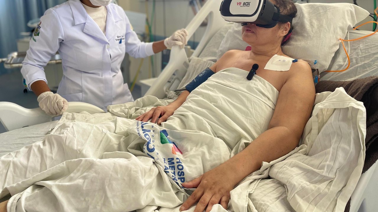 Uso de realidade virtual nas UTIs do Hospital Metropolitano promove relaxamento e bem-estar
