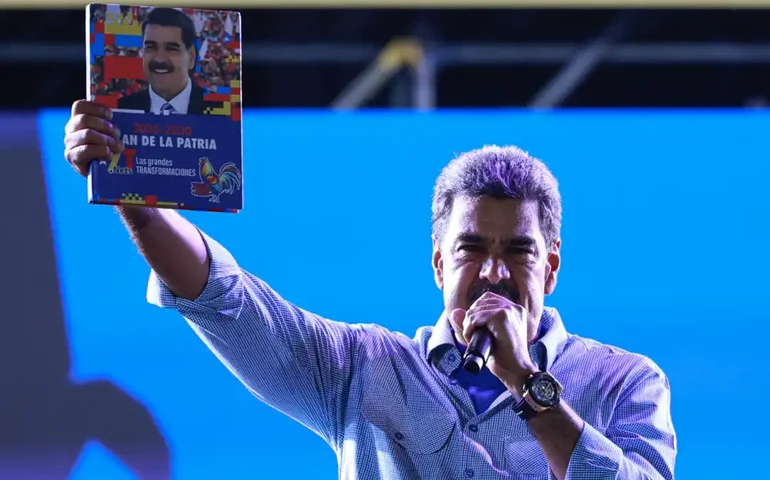 Observadores internacionais da eleição na Venezuela pedem a Maduro acesso a atas das urnas