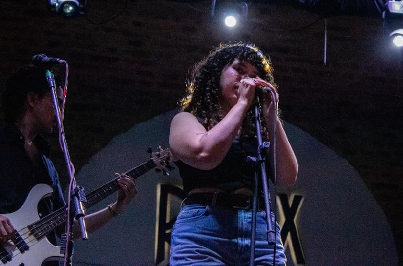 Conheça Maria Clara Tenório, cantora alagoana que vai lançar 2º single