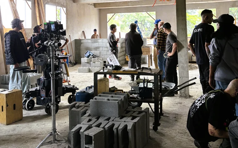 Na guerra da memória, a Casa do Construtor escolhe repetir para continuar sendo referência