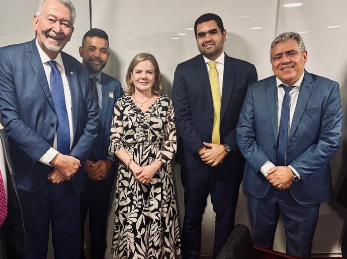 Semarh destaca investimentos hídricos em Alagoas durante encontro com ministra Gleisi Hoffmann