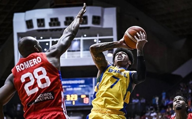 Basquete do Brasil leva virada de Porto Rico no minuto final nas Eliminatórias