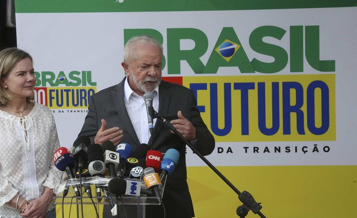 Lula anunciou os primeiros nomes de ministros Lula anunciou os primeiros nomes de ministros