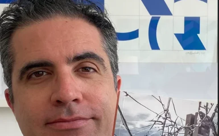 ‘A única coisa estável no Brasil é a instabilidade’, afirma Bernardo Mello Franco, que lança livro sobre governo Bolsonaro