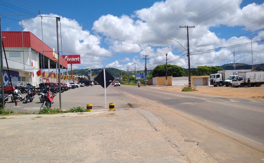 Vereadores reclamam de falta de prestígio e apontam privilégio do empresário Edvaldo Cunha em instalação de lombada na BR-316