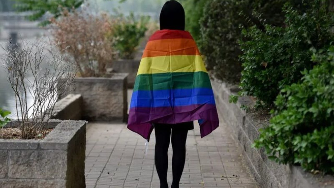 Violência e assédio contra pessoas LGBTQ na Europa atingem um 'novo pico'