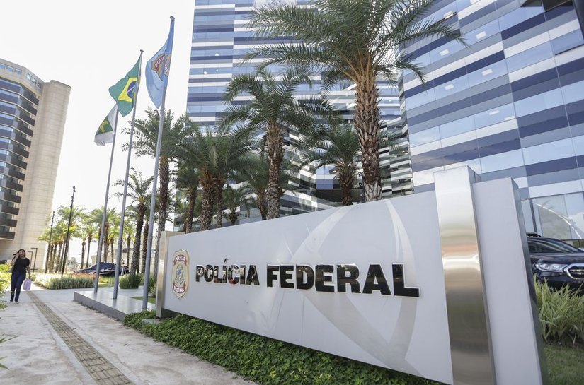 Polícia Federal prende 28 pessoas por crimes eleitorais neste domingo