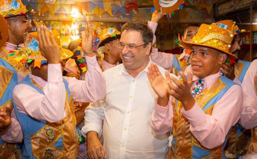 Prefeito Luciano destaca participação popular na abertura dos arraiás comunitários de Arapiraca