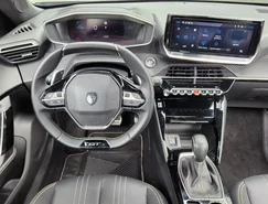 Peugeot aposta na tecnologia híbrida e amplia vendas da linha 2008 2026 - Sérgio Dias (6).jpeg 