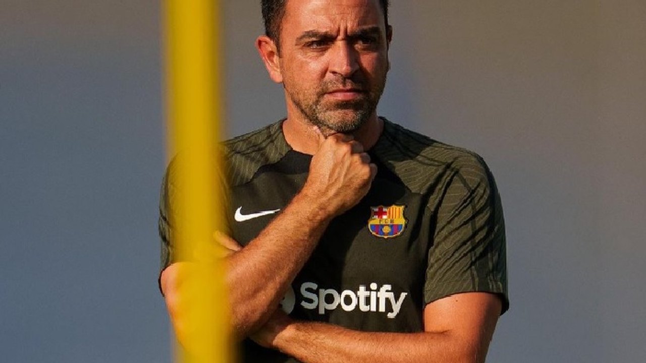 Xavi pede foco ao Barcelona para manter aproveitamento de 100% na Liga dos Campeões