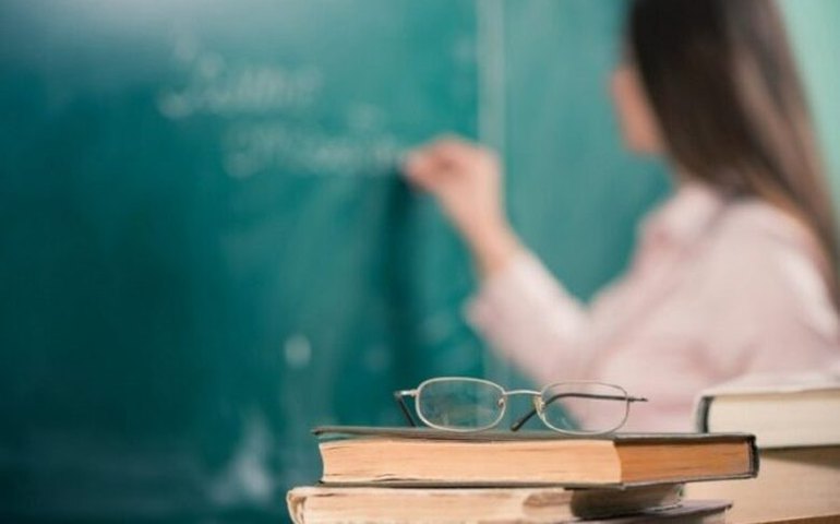 IGPS informa regularização do pagamento aos professores em Penedo