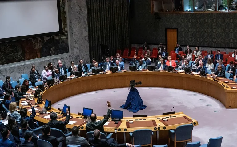 Conselho da agência nuclear da ONU condena o Irã pela 2ª vez no ano por falta de cooperação