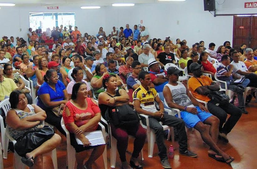 Servidores da Prefeitura de Penedo aprovam indicativo de paralisação