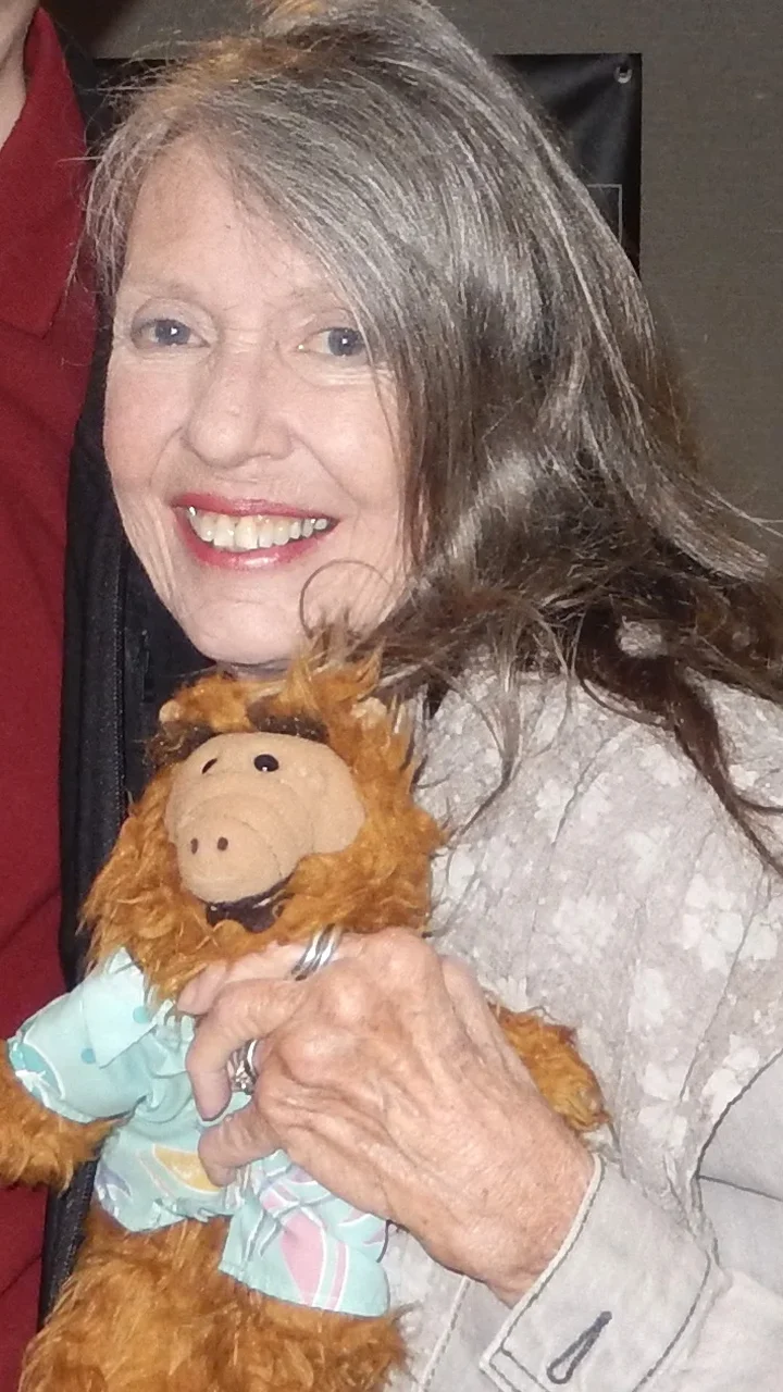 Morre Anne Schedeen, atriz de ‘ALF, o ETeimoso’, aos 77 anos
