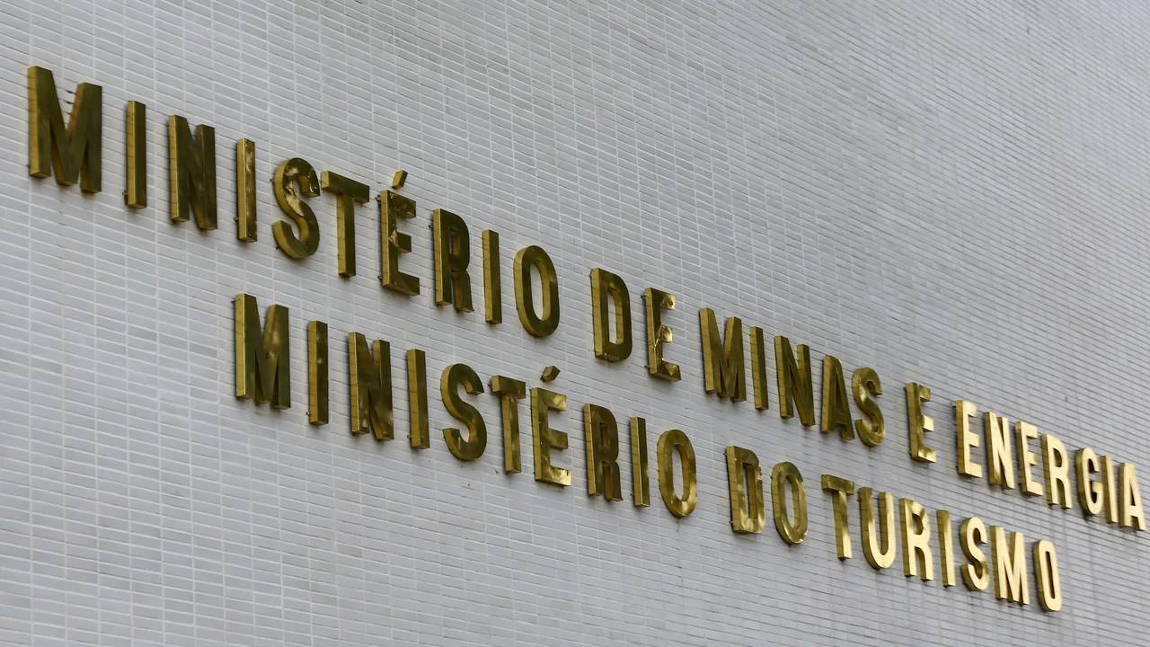 MME lança 'atlas' de 2026 com mapeamento de iniciativas de transição energética no Brasil