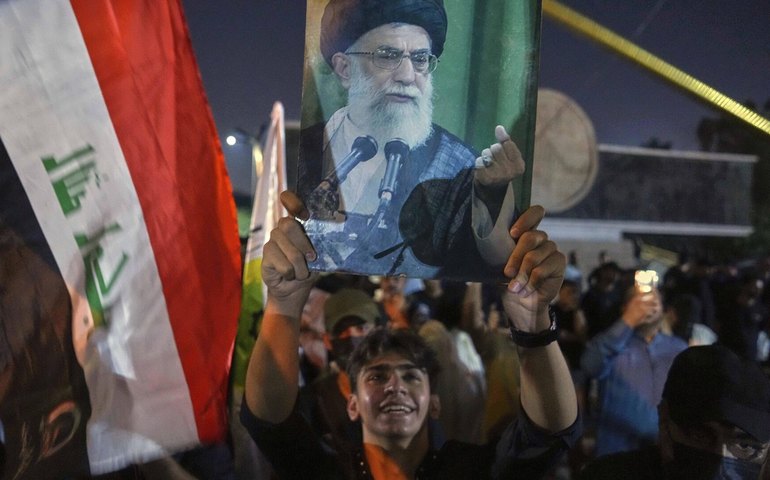 Morte de Khamenei não ameaça estabilidade da República Islâmica, avalia especialista