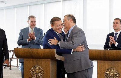 Flávio Dino toma posse como ministro substituto do TSE