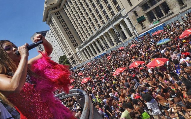 Bloco da Lexa inaugura desfiles de ‘megablocos’ de rua no Rio