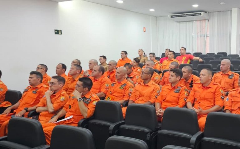 Corpo de Bombeiros inicia 4ª edição do Curso Básico de Salvamento Aquático
