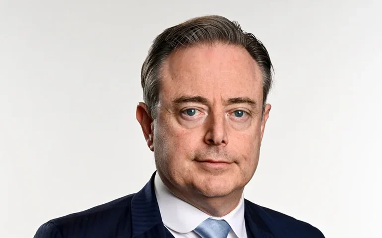 Premiê belga defende reaproximação com Moscou e reacende discussão sobre energia