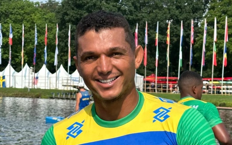 Isaquias Queiroz avança à final no Mundial de Canoagem para tentar confirmar vaga olímpica