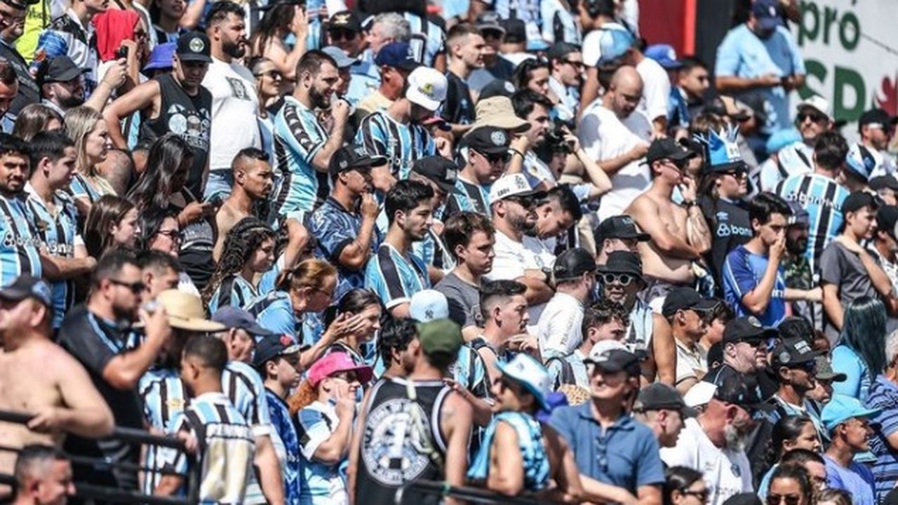Grêmio supera o Brasil no Bento Freitas e sobe para o terceiro lugar no Gaúcho