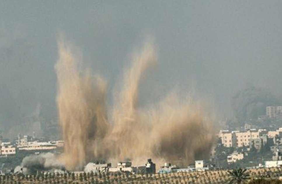 bombardeio-faixa-de-gaza-israel-afp-23102023093559546 / Foto: Foto: Jack Guez