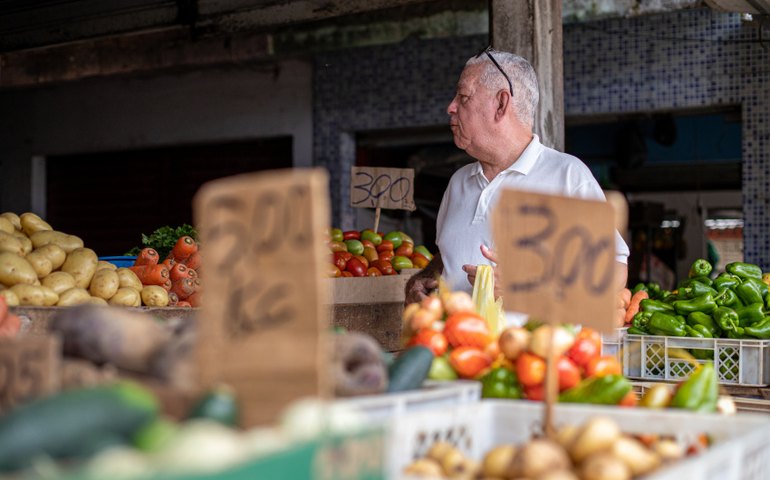 Mercados e feiras: o que abre e fecha no feriado de Emancipação Política