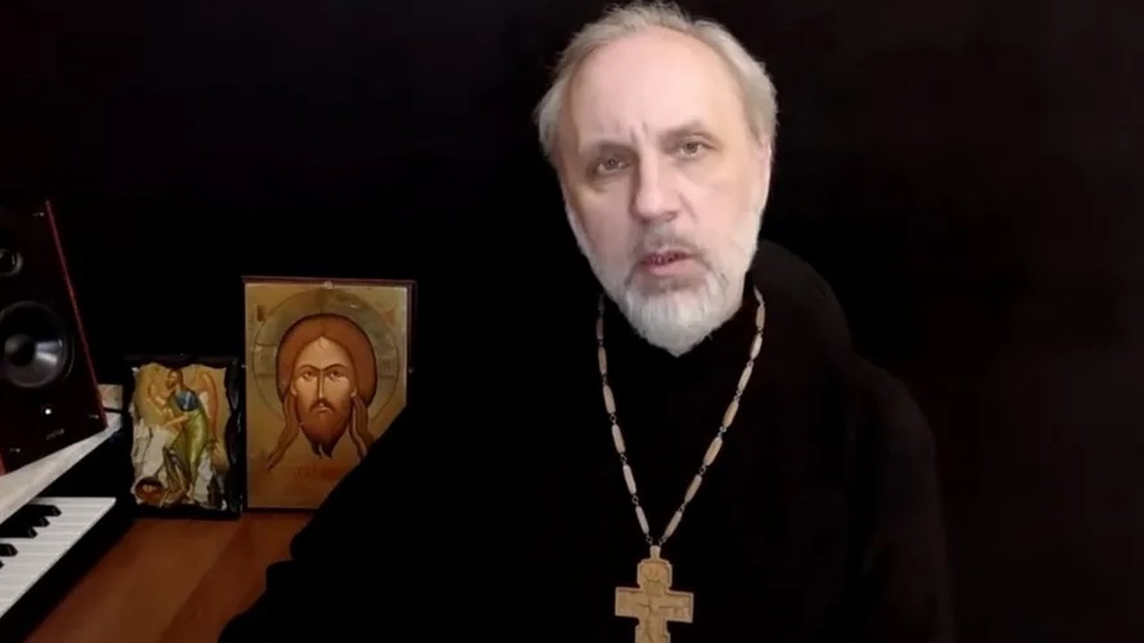 Padre russo é condenado a três anos de prisão por criticar ofensiva na Ucrânia