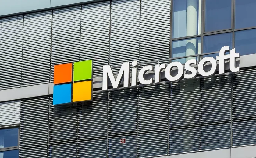 Microsoft enfrenta processo antitruste de £1 bilhão sobre serviço em nuvem no Reino Unido