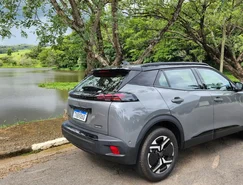 Peugeot aposta na tecnologia híbrida e amplia vendas da linha 2008 2026 - Sérgio Dias (24).jpeg 