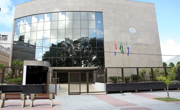 Além de 500 mil processos pendentes, relatório do CNJ mostra baixa presença de magistrados negros