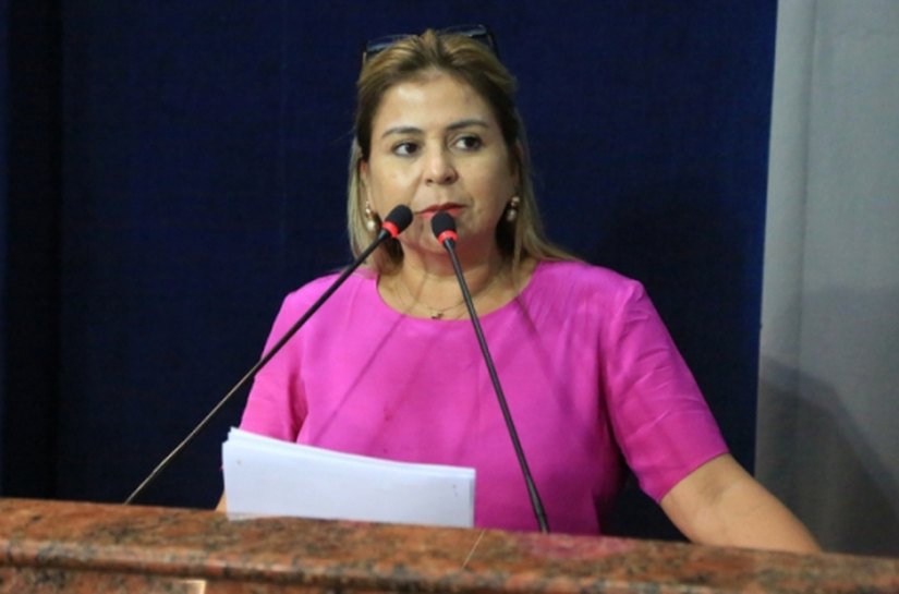 “Desconheço alguém multado por jogar lixo,” diz vereadora na Câmara de Maceió