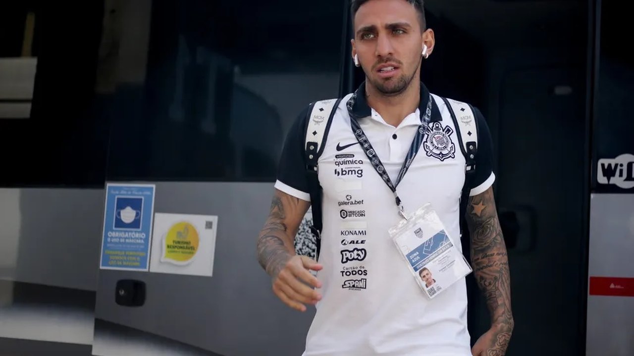 Mosquito é submetido a cirurgia e só volta ao Corinthians no 2º semestre de 2023