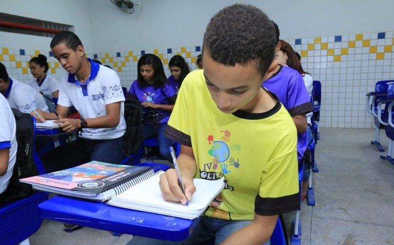 Pré-matrícula online para novatos da rede estadual começa nesta sexta-feira (8)