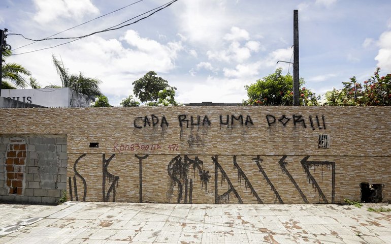 Mostra em Maceió traz memórias de impactados por afundamento de solo