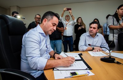 Paulo Dantas assina termo de compromisso para construção de Policlínica em Palmeira dos Índios