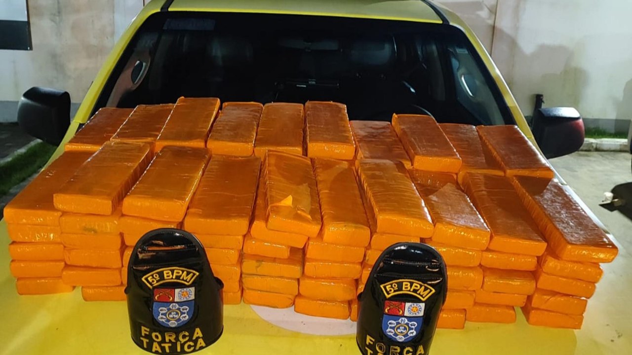 PM apreende mais de 92 quilos de maconha no Benedito Bentes