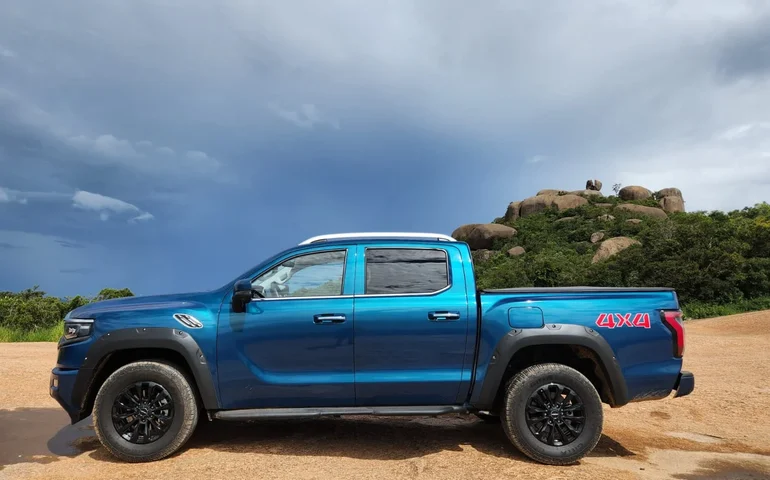 Foton Tunland V9 entra no jogo das picapes  médias com proposta híbrida