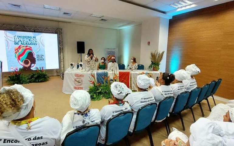 Com apoio do governo do Estado, 1º encontro de Ekedes de Alagoas é realizado em Maceió