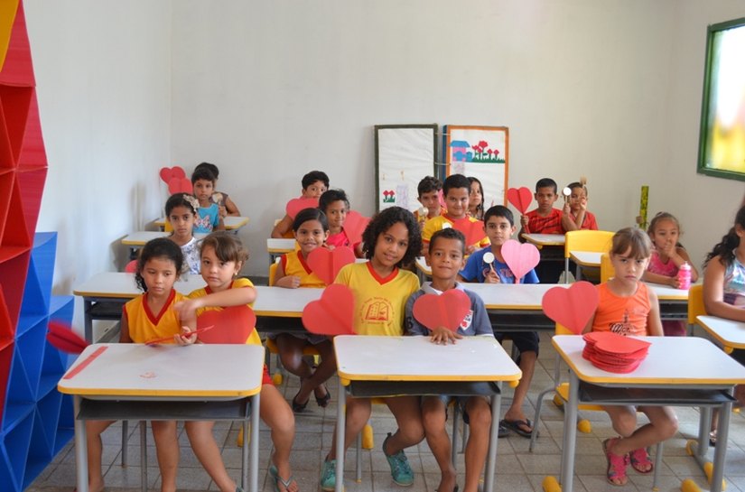 Arte de reciclar gera renda e ajuda na sustentabilidade ambiental de Arapiraca