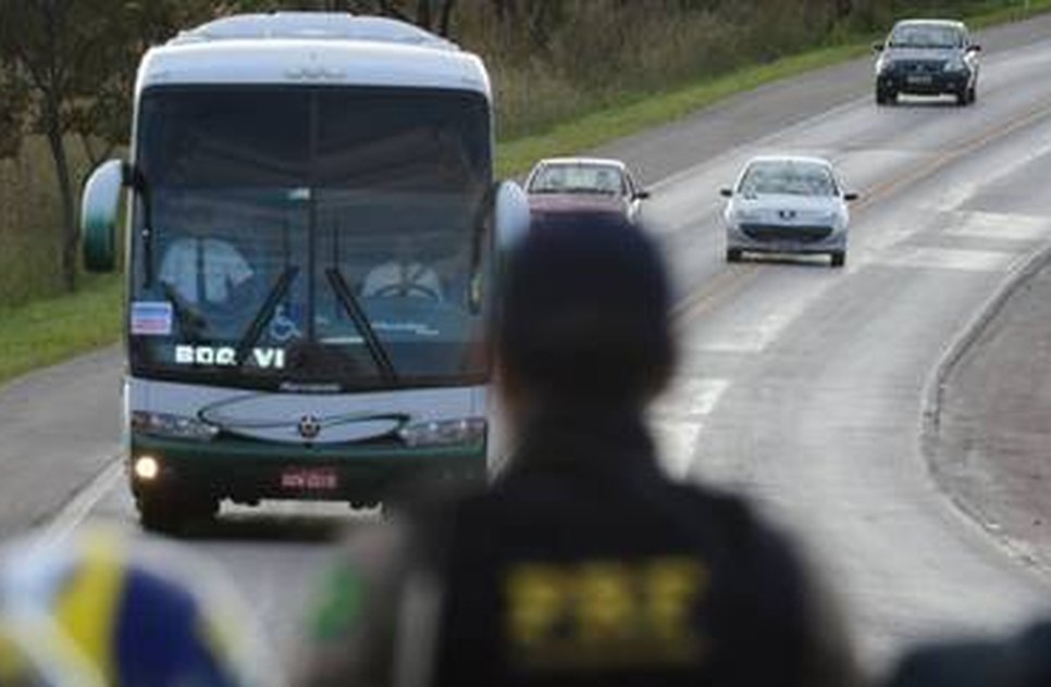 prf-intensifica-fiscalizacao-de-condutas-imprudentes-no-quilometro-trinta-e-cinco-da-br-040-15082023194901926 / Foto: Foto: Marcello Casal JR/ Agência Brasil