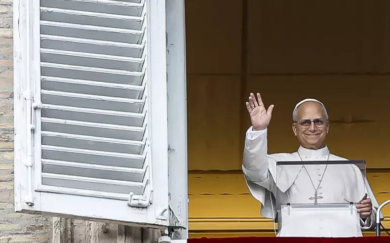 Papa pede apoio a cristãos perseguidos, mas com 'mansidão e perdão'