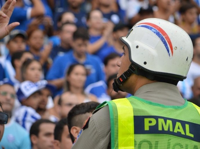 Policia Militar de Alagoas emprega cerca de 200 policiais no clássico desta quarta