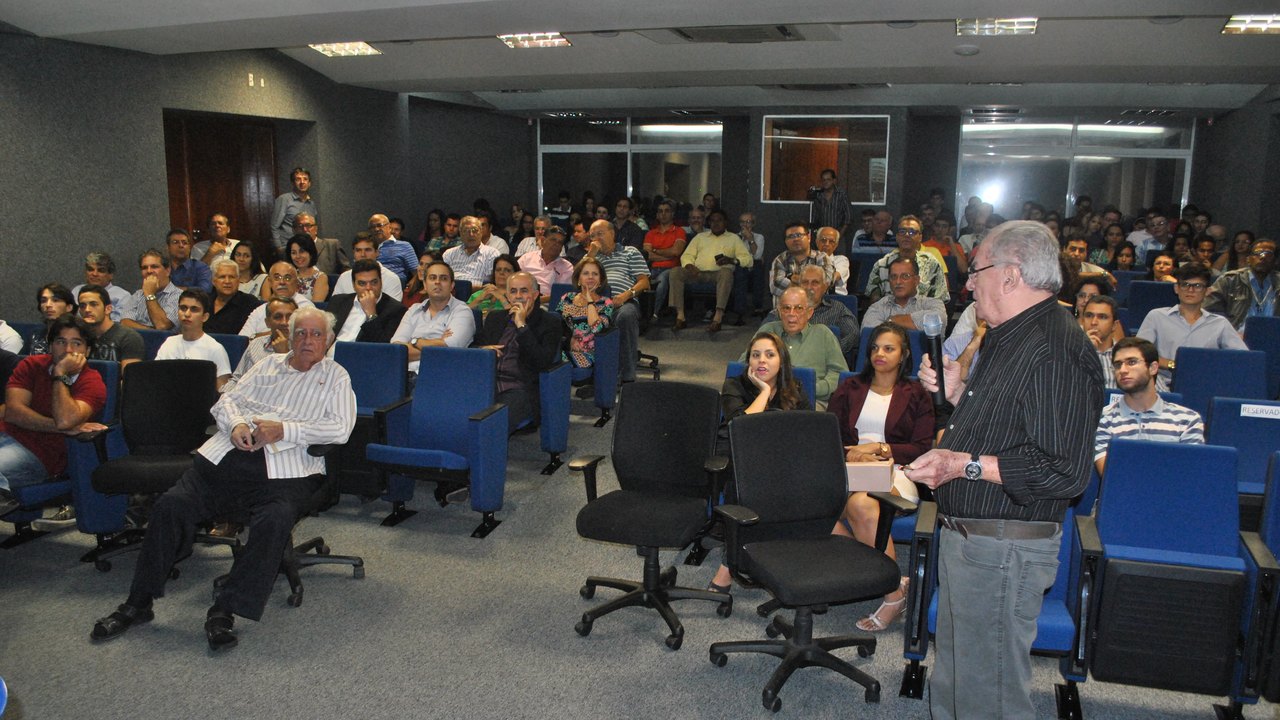 Vinícius Maia Nobre abre ciclo de palestras no CREA