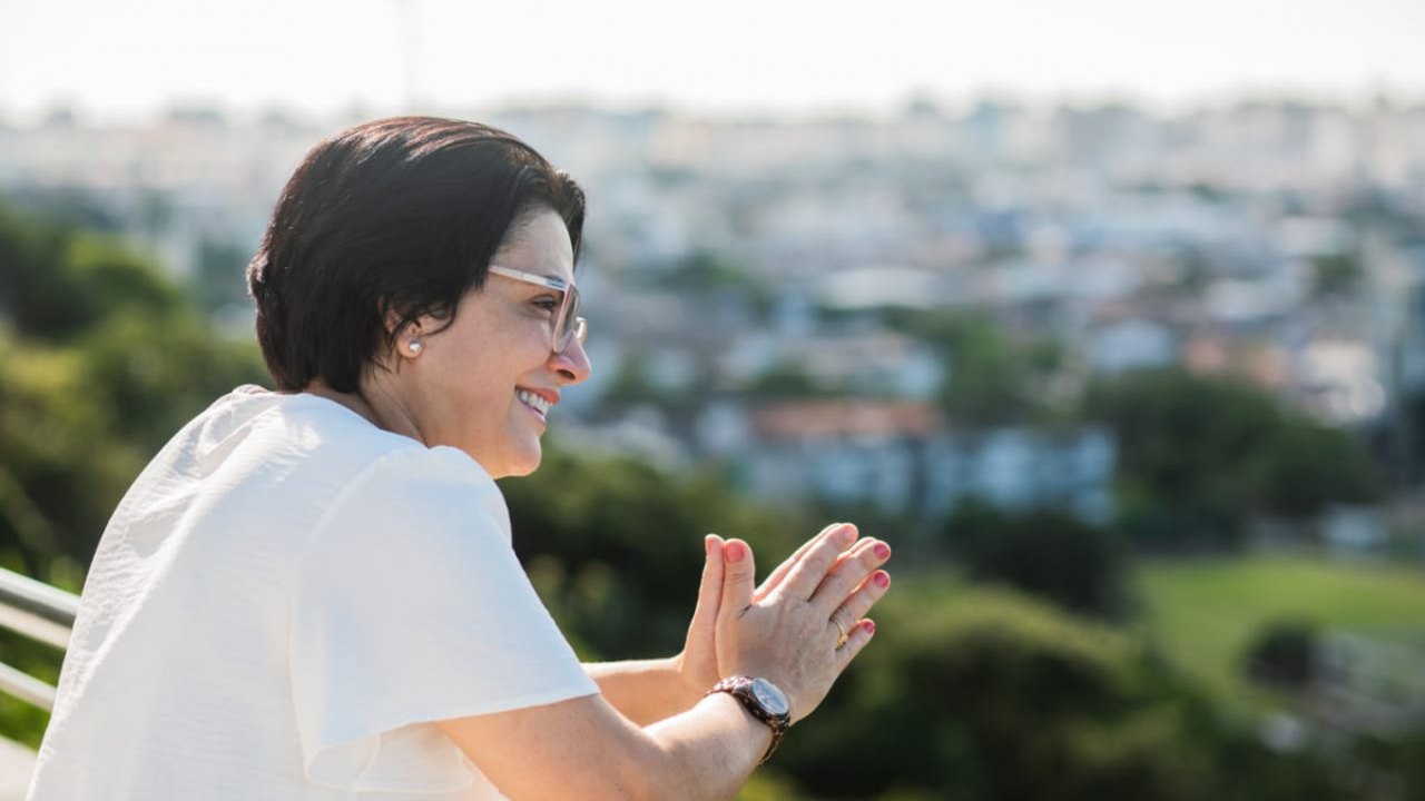 Apaixonada por gestão, professora lança pré-candidatura à Câmara Federal