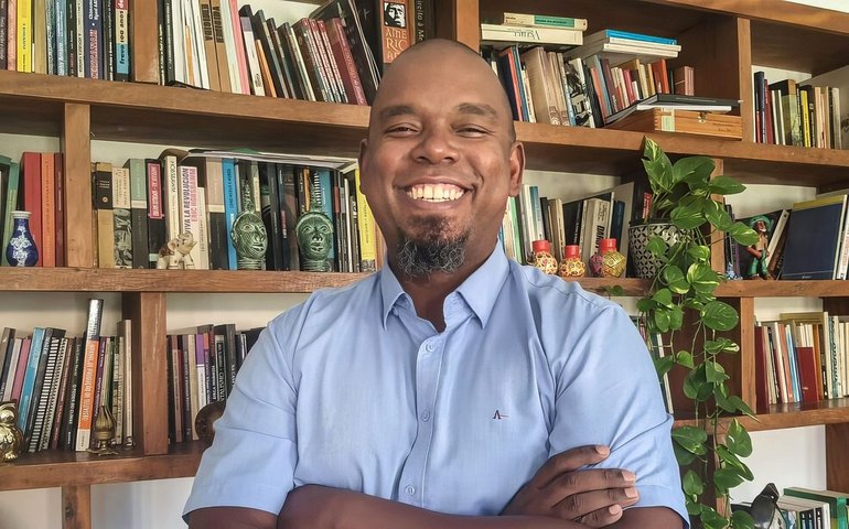 TVs precisam mostrar pluralidade racial do país, diz pesquisador