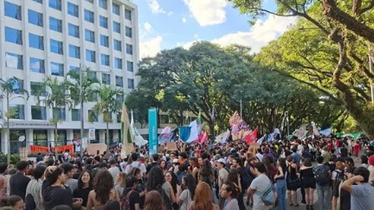 Apenas cinco universidades brasileiras melhoram posição em ranking global de 2026; confira quais