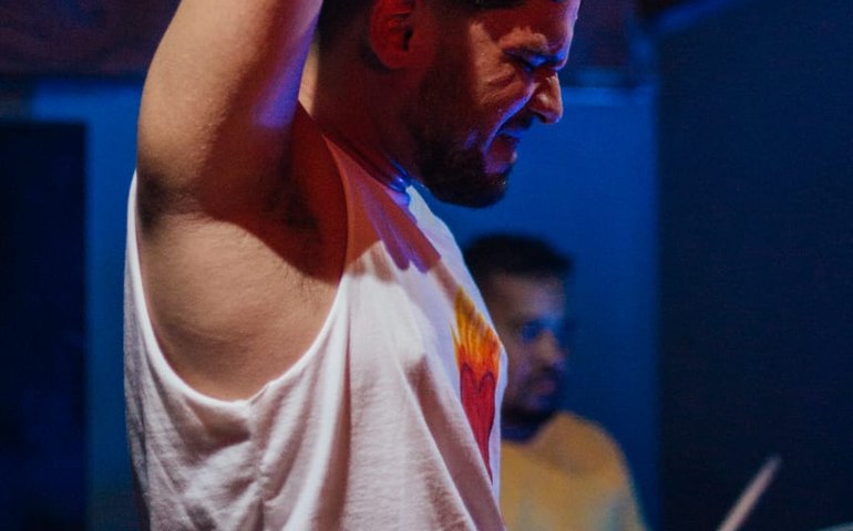 #TBT 'Brasileríssimo': Gal Monteiro revela em crítica fatos que marcaram o show do cantor Matheus Fonttes